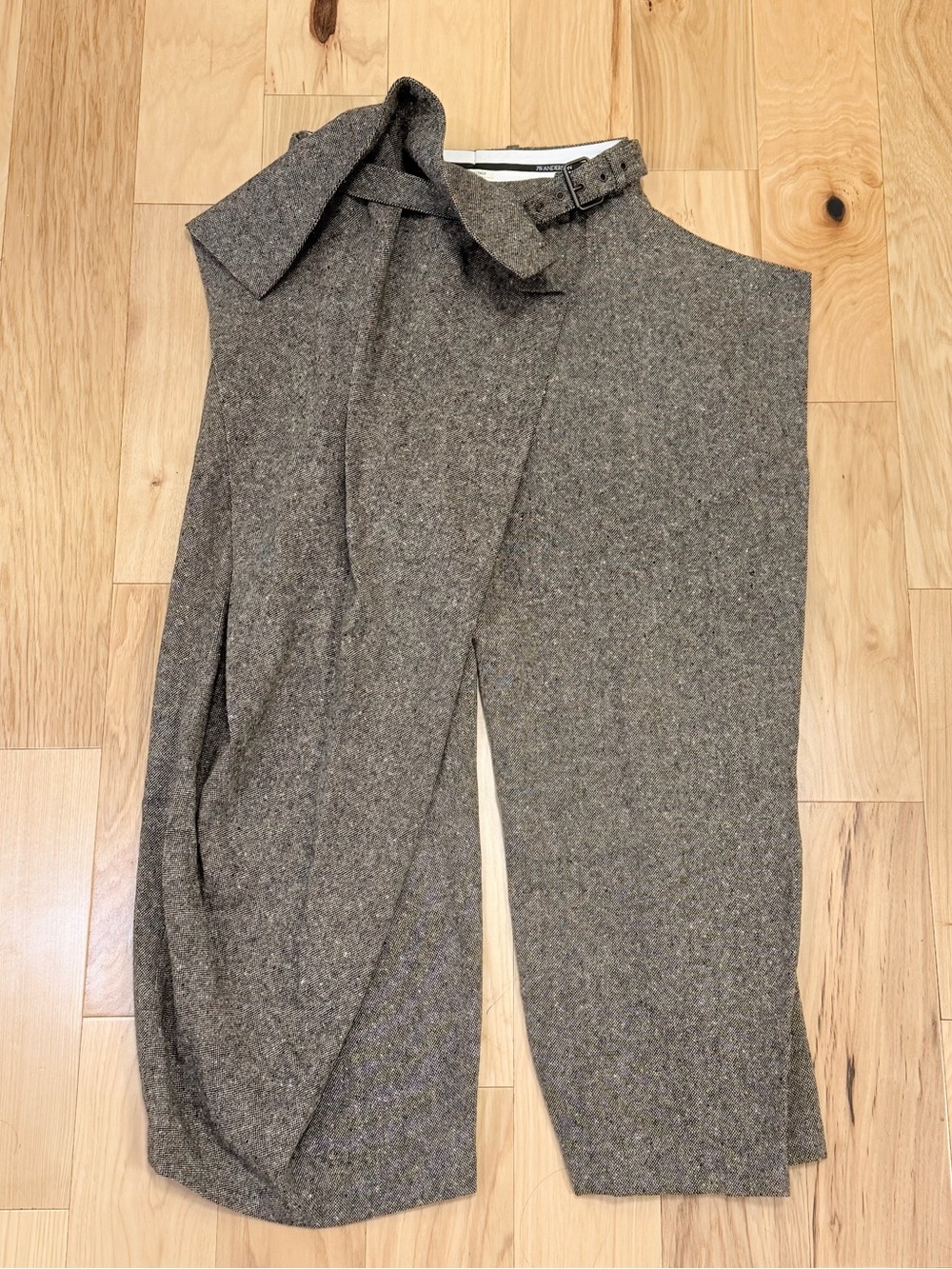 LIKE NEW JW Anderson Women’s Asymmetric Structured Wool Wide Leg Trouser Pants - Picture 5 of 11